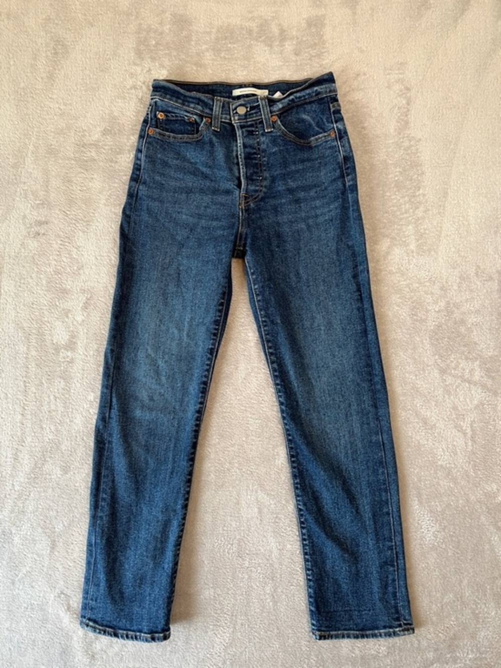 Levi's Women's Wedgie Straight Jeans 27 High Rise Dark Wash‎ Button Fly